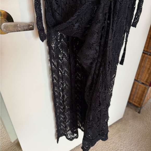 NWOT Torrid Short Sleeve Black Lace Maxi V-Neck Dress/Bathing Suit Cover Up 4X - Picture 7 of 8